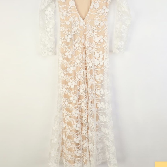 Embroidered Lace Long Sleeve Maxi Dress - Picture 5 of 8